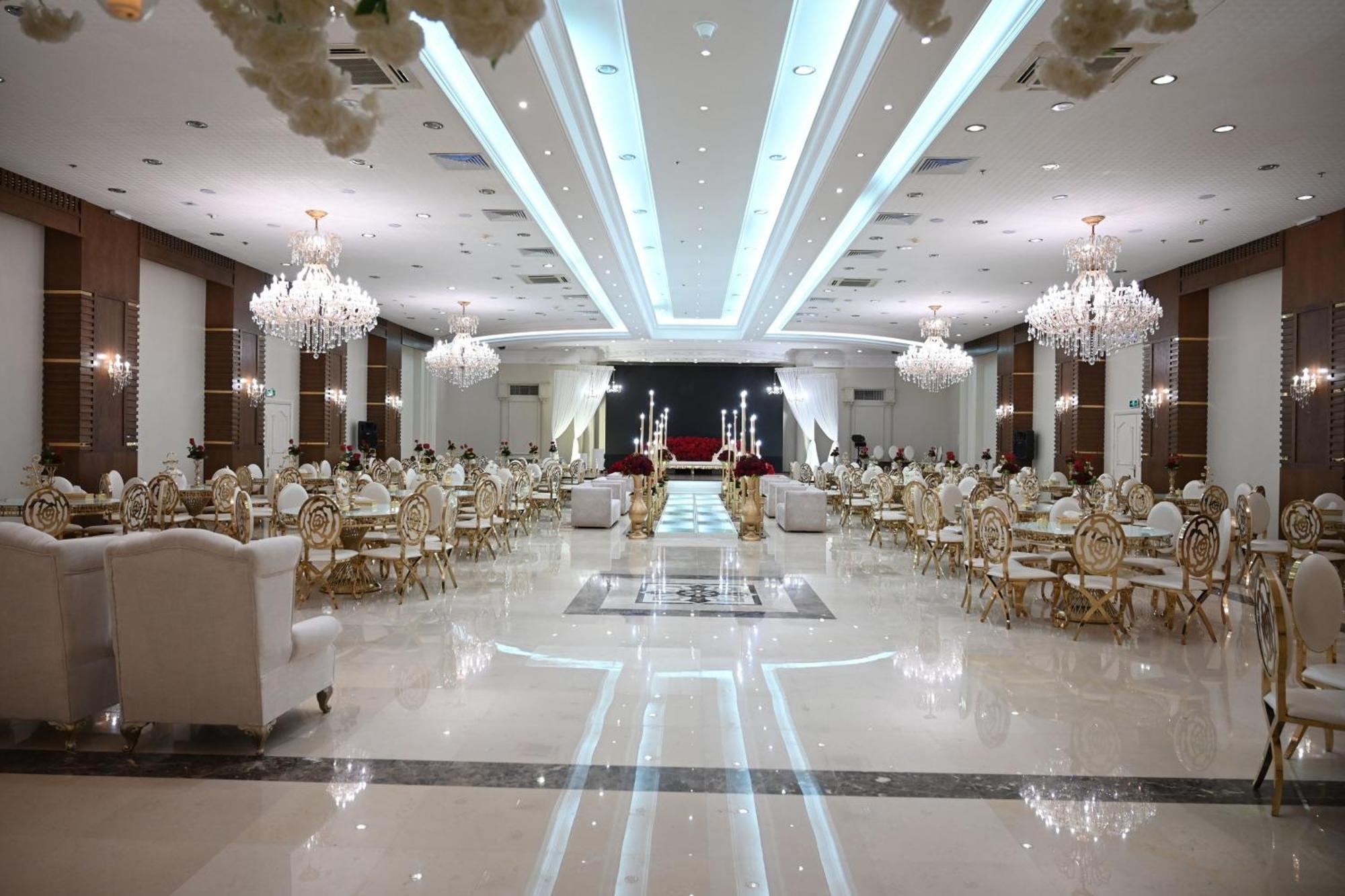 Le Meridien Médine Extérieur photo A wedding hall in Cairo, Egypt